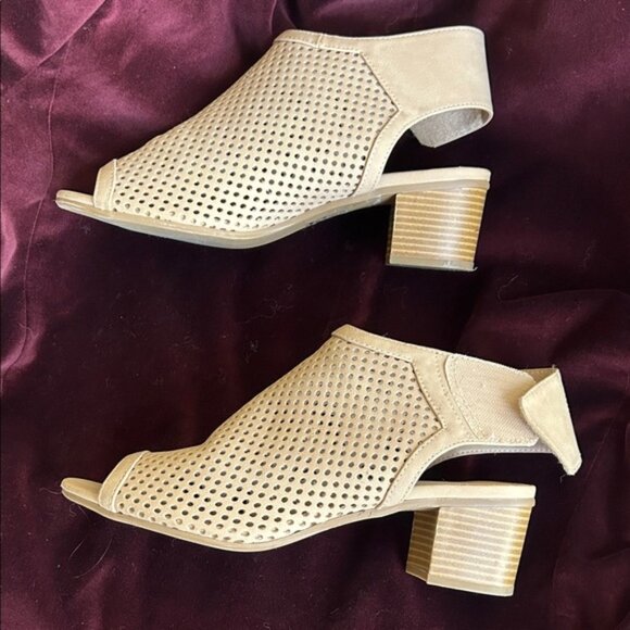 TWO pair of booties! Black and Tan J Adams Maddie and Tracy booties! LIKE NEW! - Picture 12 of 15